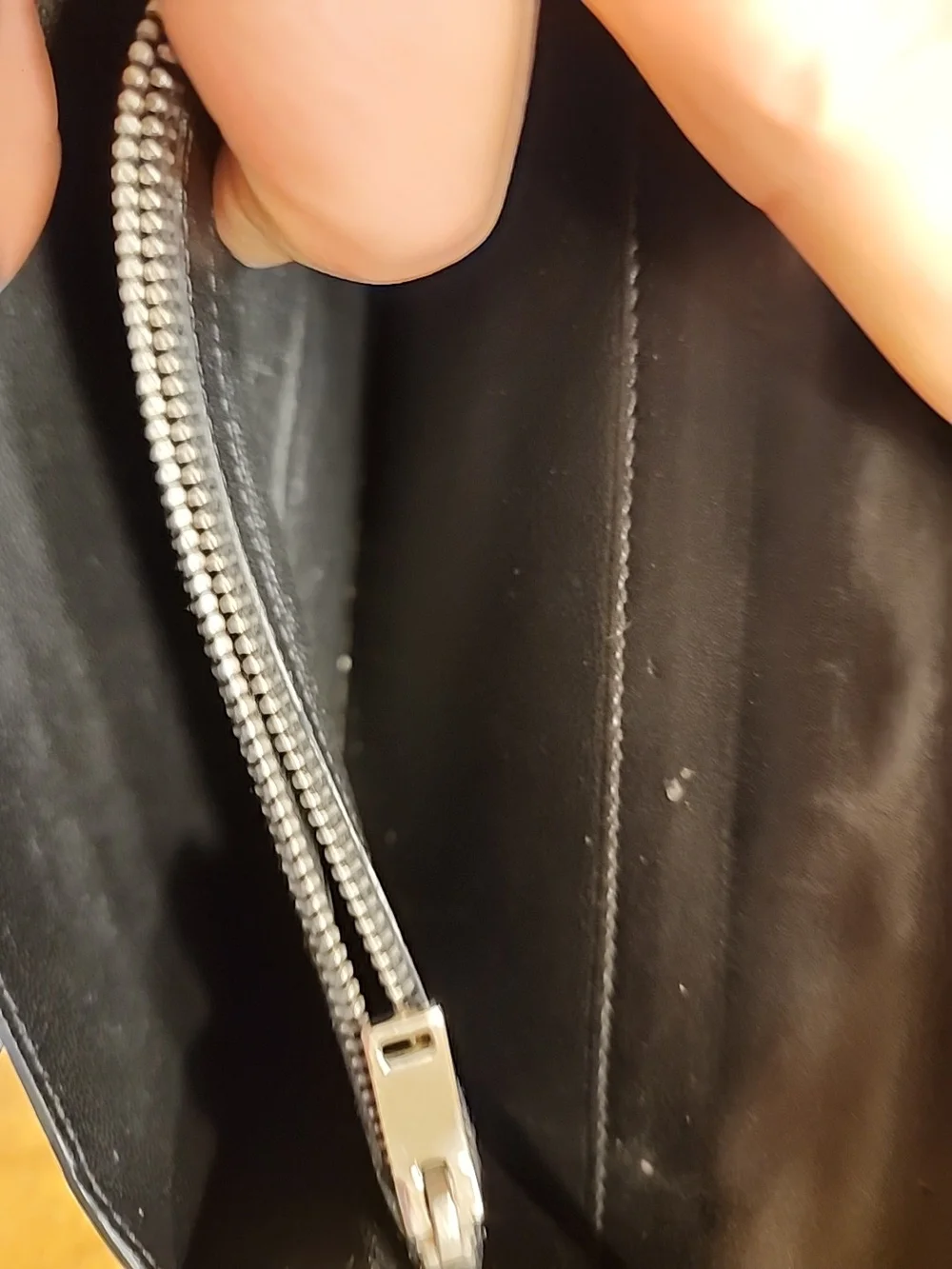 Saint Laurent studded zip-around long wallet made of black leather - Picture 16 of 16